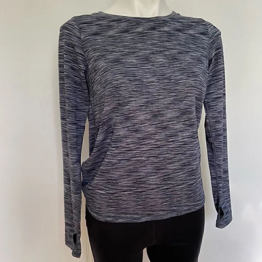 Zyia Active Long Sleeve Open Back Running Top - Picture 8 of 8